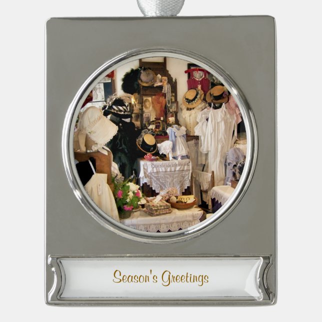 VICTORIAN ENGLAND SILVER PLATED BANNER ORNAMENT (Front)