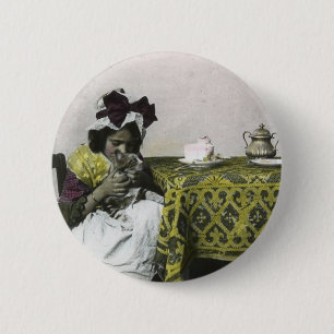 Victorian Girl Tea Time with Kitty Vintage 6 Cm Round Badge