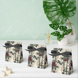 Victorian Gothic Garden Roses Pattern Favour Box