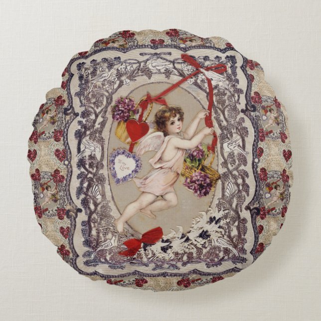 Victorian Valentine Angel Red Heart   Round Cushion (Front)