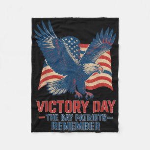 Victory Day Eagle American Flag – The Day Patriots Fleece Blanket