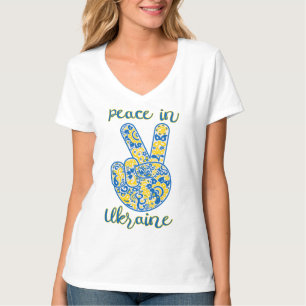 Victory gesture and lettering Peace in Ukraine T-S T-Shirt