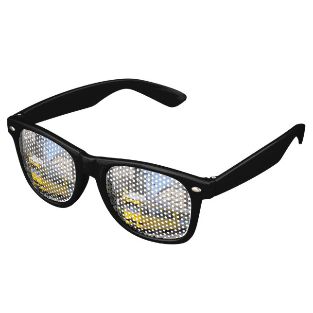 Vienna Ring Tram Retro Sunglasses (Angled)