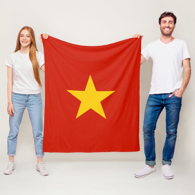 Vietnam flag fleece blanket (In Situ)