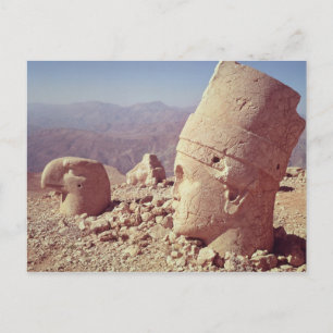 View of a colossal head and an eagle postcard