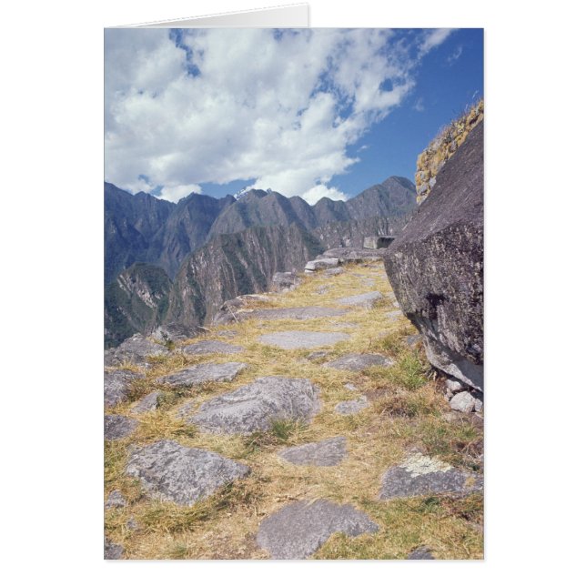 View of a precipice (Front)