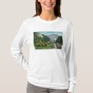 View of Elephant's Head & Crawford Notch Entranc T-Shirt