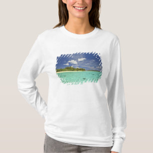 View of Funadoo Island from Funadovilligilli T-Shirt