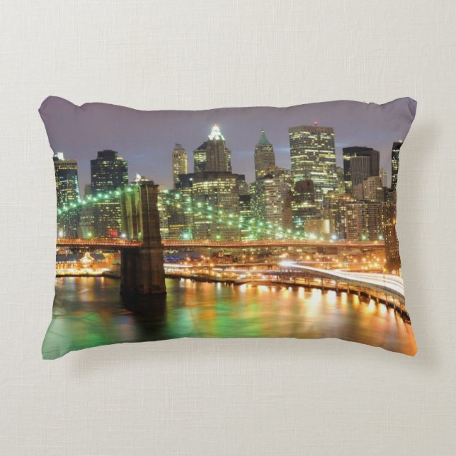 View of Lower Manhattan and the Brooklyn Bridge Decorative Cushion (Front)