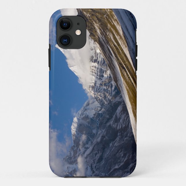 View of Mount Jichu Drake, Bhutan. Case-Mate iPhone Case (Back)