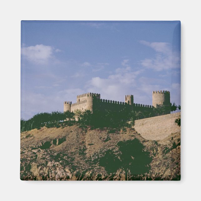 View of the castle magnet (Front)