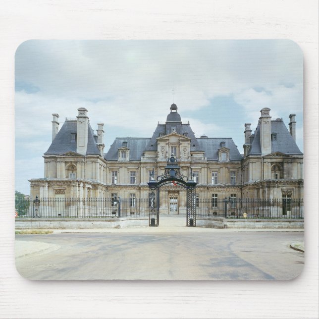 View of the West facade of Chateau de Maisons Mouse Pad (Front)