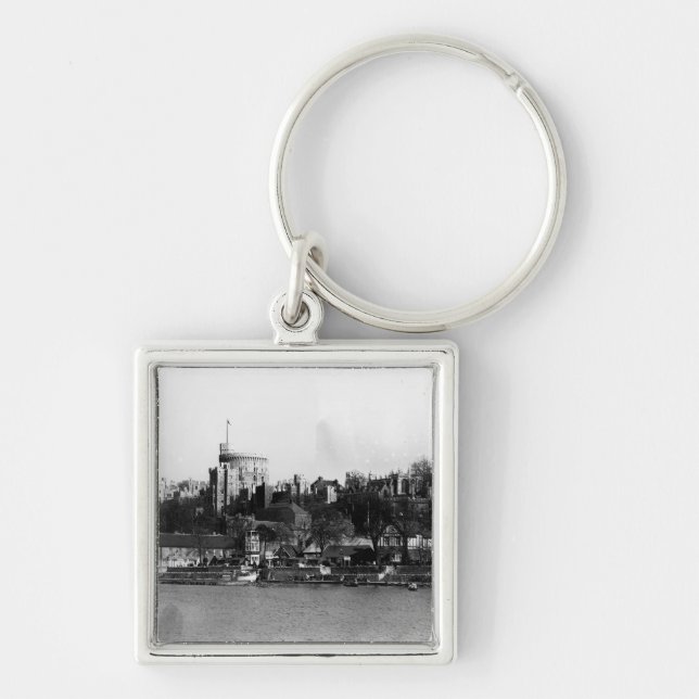 View of Windsor Castle, across the River Thames Key Ring (Front)