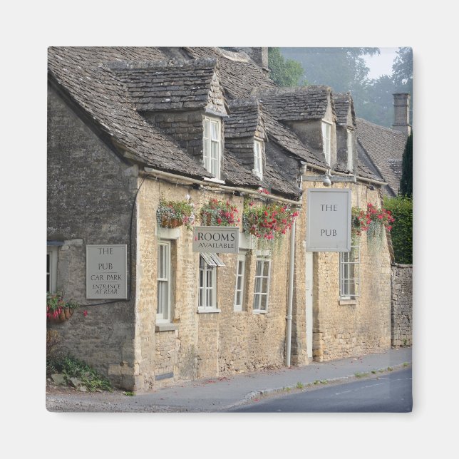 Village pub in the Cotswolds Magnet (Front)