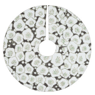 Vintage 1902 Japanese Floral: Black White Blossom Brushed Polyester Tree Skirt