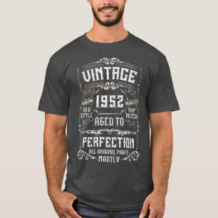 Vintage 1952 70th Birthday Gift Men Women 70 Years T-Shirt