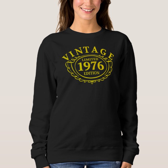 Vintage 1976  Birthday Idea Sweatshirt (Front)