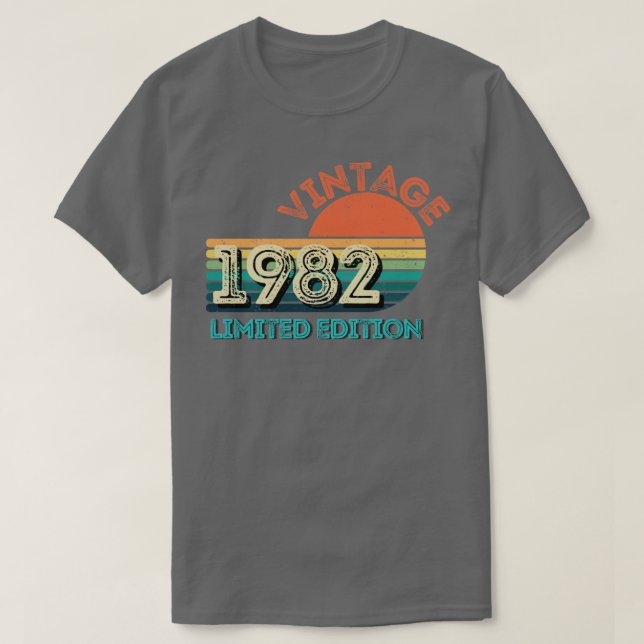 Vintage 1982 limited edition2 T-Shirt (Design Front)