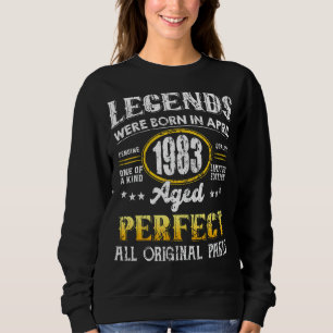 Vintage 1983  April 39 Years Old Men And Women 39t Sweatshirt