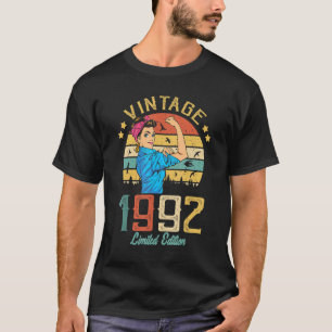 Vintage 1992 Made In 1992 30th Birthday Women 30 Y T-Shirt