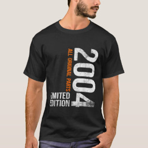 Vintage 2004 22th Birthday Gifts Men Women 22 T-Shirt