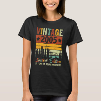 Vintage 2005  17 Years Old 17th Birthday T-Shirt
