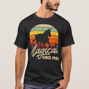 Vintage 38th Birthday Gift Magical Since 1982 Bday T-Shirt