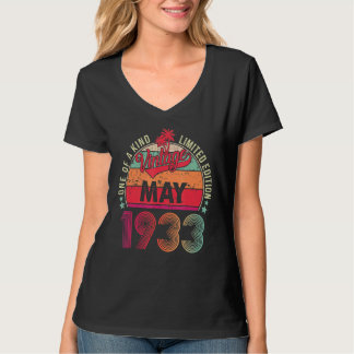 Vintage 89th Birthday Awesome Since May 1933 T-Shirt