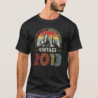 Vintage 9 Years Old 2013 9th Birthday For Men Wome T-Shirt