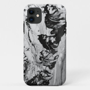 Vintage Alaska eskimo Malamute sled racing Case-Mate iPhone Case