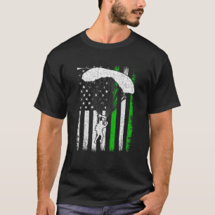 Vintage American Flag Skydiving St. Patricks Day M T-Shirt
