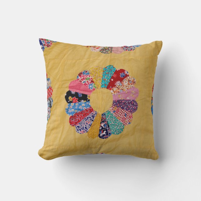 Vintage American Quilt Cushion (Front)