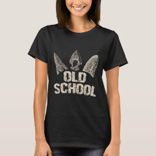 Vintage Arrowhead Hunting Old School Archery Arrow T-Shirt