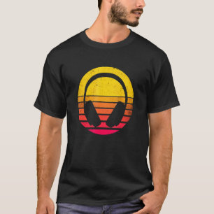 Vintage Audiophile Headphones Retro 80s Style T-Shirt