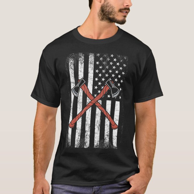 Vintage Axe Throwing Distressed American Flag  T-Shirt (Front)