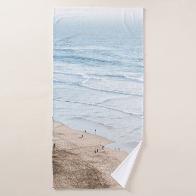 VINTAGE BEACH PHOTO BATH TOWEL (Bath Towel)