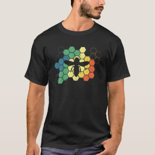 Vintage Beekeeper Apiarist Bee Lover Honeycombs Te T-Shirt