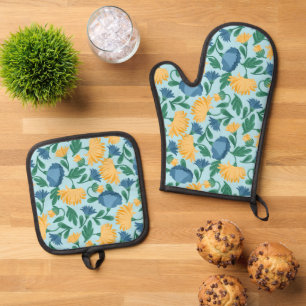 Vintage Blue and Yellow Flowers Oven Mitt & Pot Holder Set