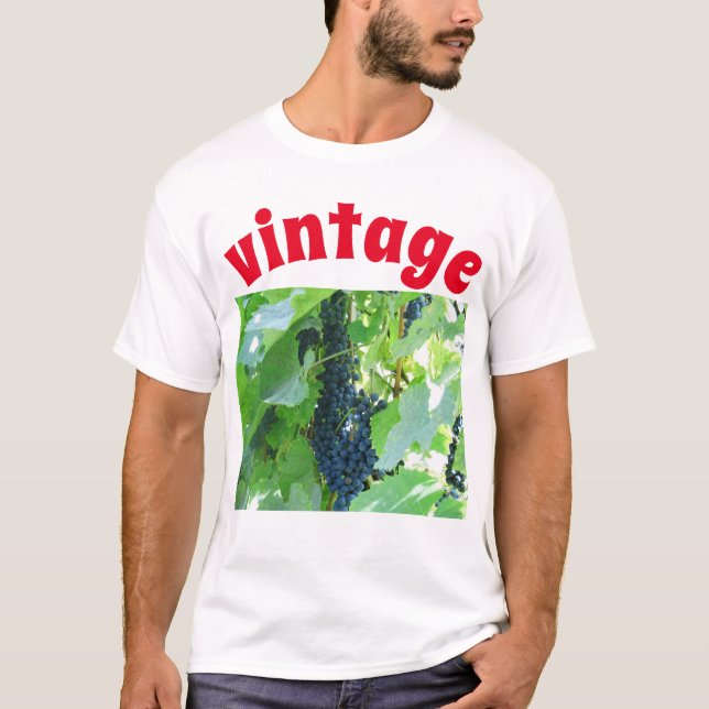 Vintage blue grapes T-Shirt (Front)