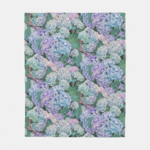 Vintage Blue Hydrangea Floral Pattern Fleece Blanket