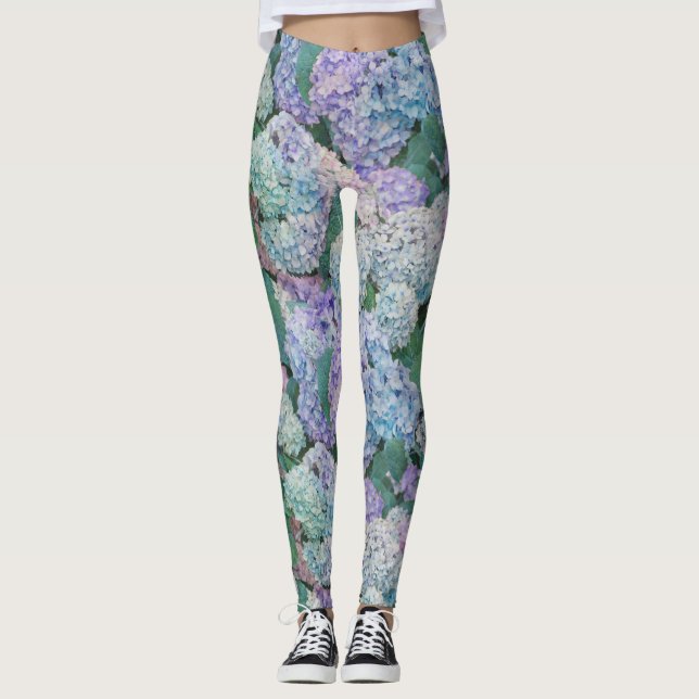 Vintage Blue Hydrangea Floral Pattern Leggings (Front)