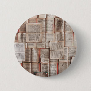 Vintage Books 6 Cm Round Badge