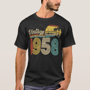 Vintage Born In 1958 65 Years Old Retro 65th Birt T-Shirt