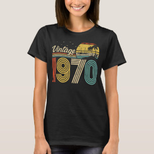 Vintage Born In 1970 53 Years Old Retro  53th Birt T-Shirt