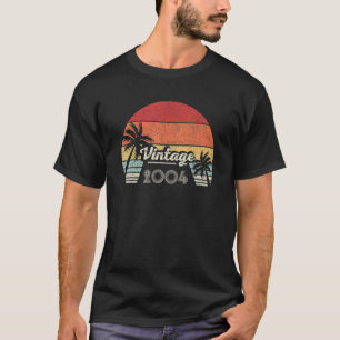 Vintage Born In 2004  18th Birthday  18 Years Old T-Shirt