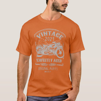 Vintage born in 2021 Motorcycle, bikers riders Cla T-Shirt