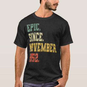 Vintage Born In November 1952 Men Women 70 Years T-Shirt