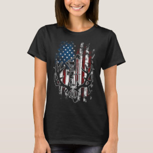 Vintage Bow Hunting US American Flag Patriotic 4th T-Shirt