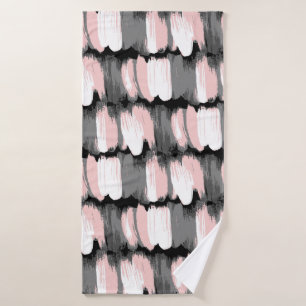 Vintage brush strokes, grey-pink decor. bath towel