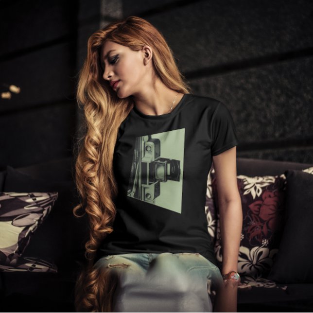 Vintage camera viewfinder T-Shirt (Creator Uploaded)
